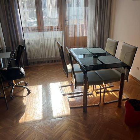 Romana 100 Sqm Deluxe Apartament Βουκουρέστι Εξωτερικό φωτογραφία