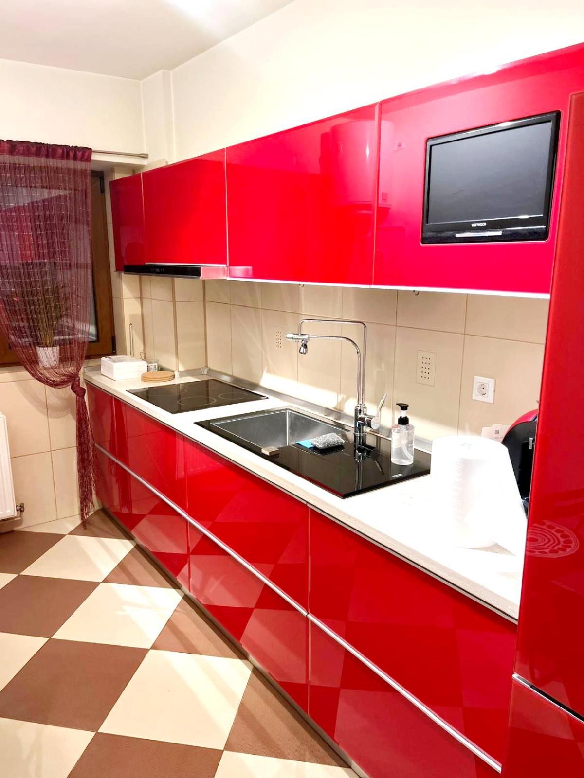 Romana 100 Sqm Deluxe Apartament Βουκουρέστι Εξωτερικό φωτογραφία