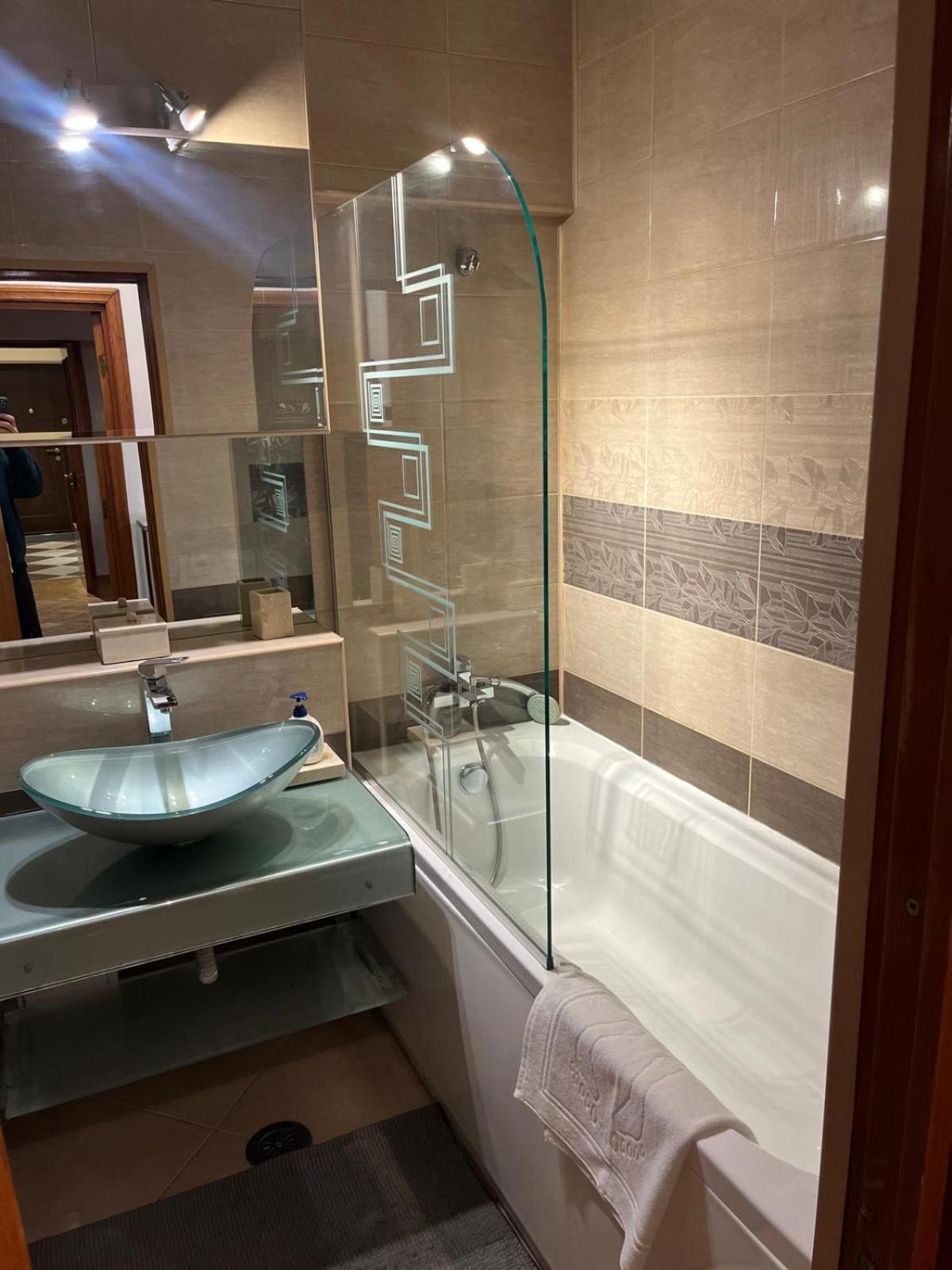 Romana 100 Sqm Deluxe Apartament Βουκουρέστι Εξωτερικό φωτογραφία